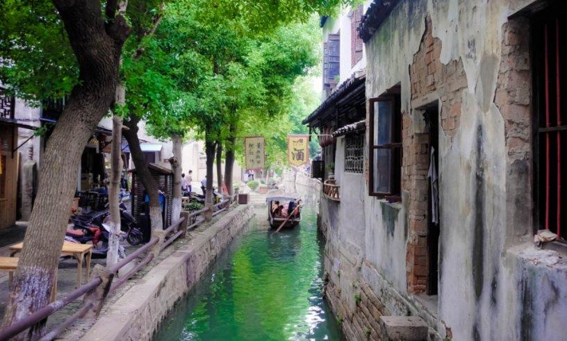 澎湃:广州队20日三场直播带货总销售额超200万,最终利润有限